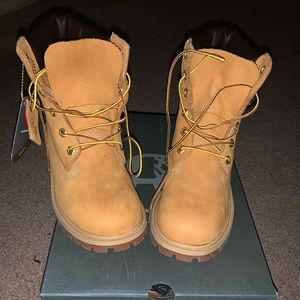 NIB 6” Big kids Timberland
